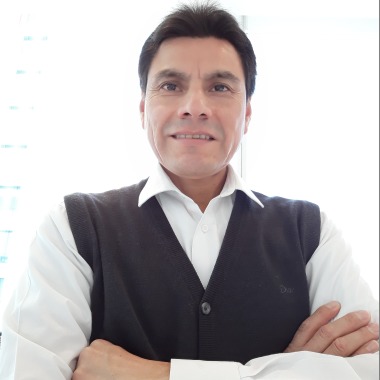Carlos  Doy