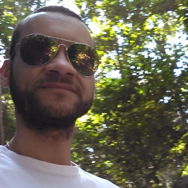Adriano Silva