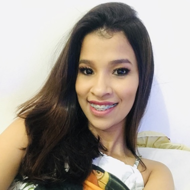 Laize Maquiadora