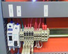 Montagem de quadro elétrico para cftv e residencial.