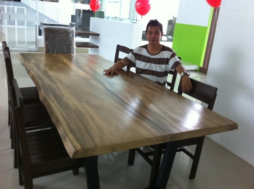 Slab type dining table 8 seater