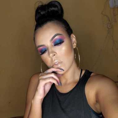 Deu Araújo Makeup E Designer De Sobrancelhas