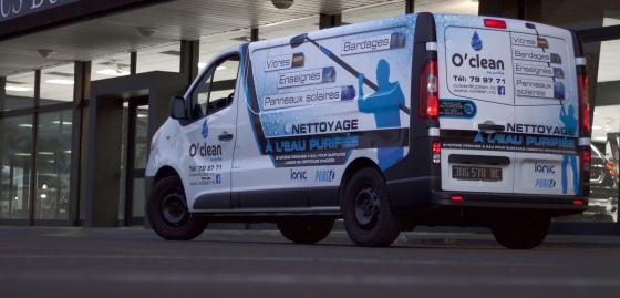 Notre véhicule est complètement autonome en eau et électricité. 