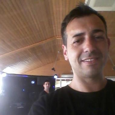 Dura Karaoke E Aluguer Som E Luz Pró