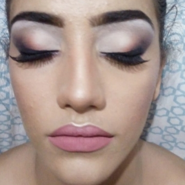 Patricia Pires Makeup