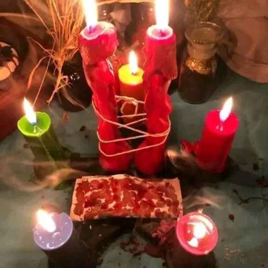 Sa Majesté  Alifa Grand Maitre Spirituel Marabout Sorcier Médium Voyance Puissant