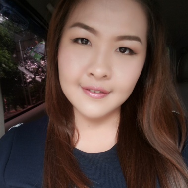 Eiffel Make Up Artist