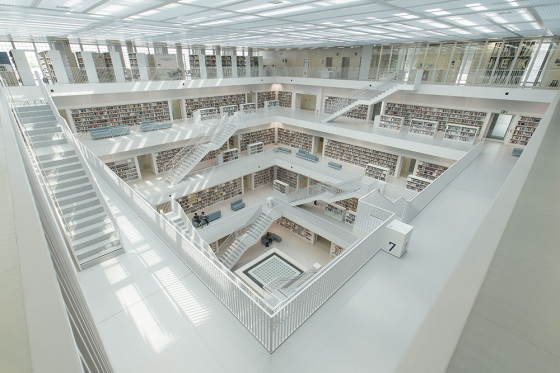 La bibliothèque municipale de Stuttgart (Allemagne) , Yi Architect (2011) , " Les Livres et leur architecture"

http://www.stephaniebenjaminphoto.com/library