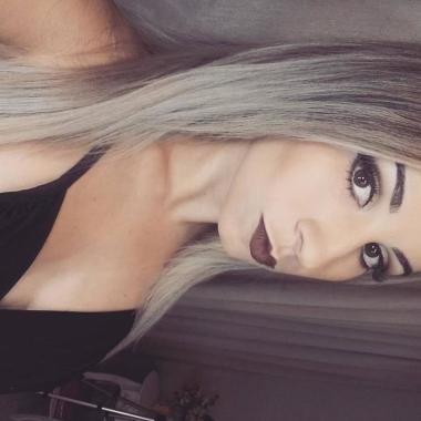 Sabrina Kniss Makeup