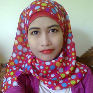 Fatimah, Pengajar Les Privat