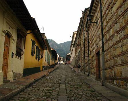 Caminito de piedras