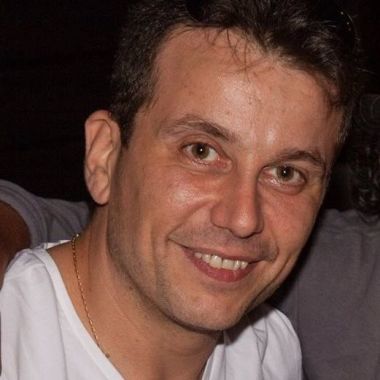 Marc Travail Pour Son Propre Compte