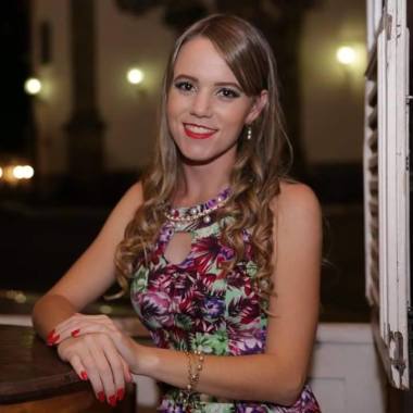 Thais Pereira - Psicóloga