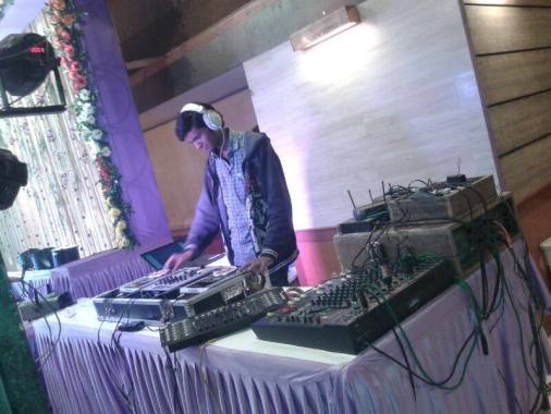 Dj Ravi Shah