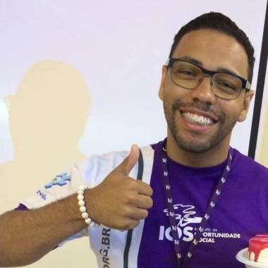 Professor Caique Marcelino