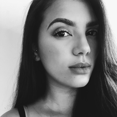 Alecrin Makeup