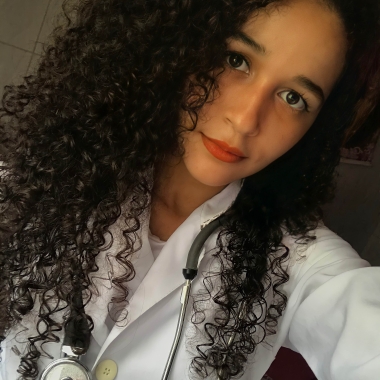 Émilly Gomes