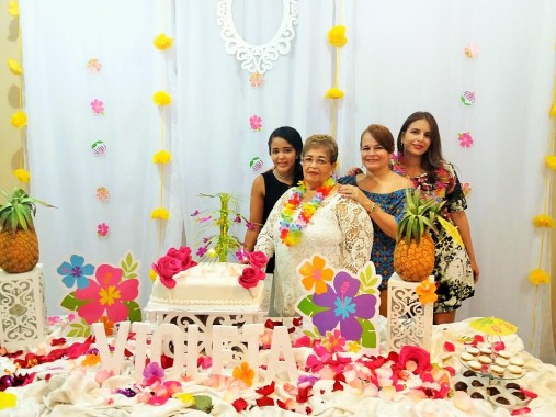 Fiesta Hawaiana