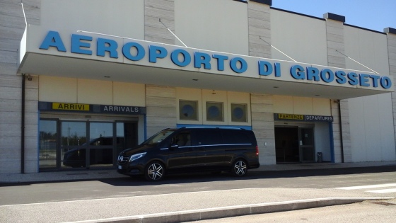 ....all'aeroporto Baccarini di Grosseto...