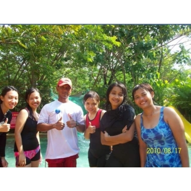 PhotoGrid_1471528551695.jpg