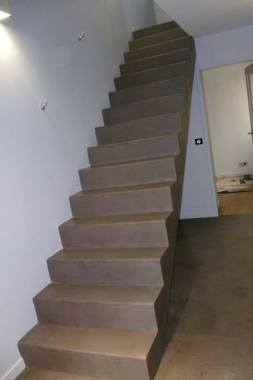 béton ciré escalier.