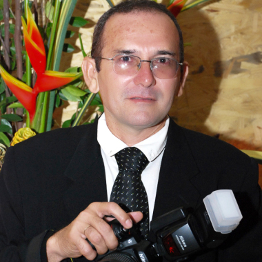 Ernani Sousa