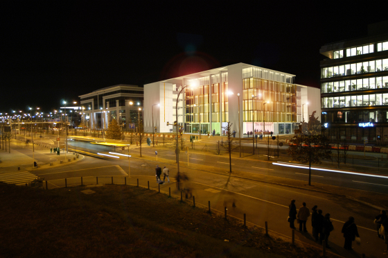 Image de synthèse de nuit pour un  concours d'architecture.
1er Prix - Bâtiment "Axento" (construit au Kirchberg face à Auchan)