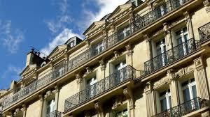 Le cabinet EXATIS réalise des expertises de la valeur vénale immobilière.
L’expertise en valeur vénale d’un bien immobilier consiste à déterminer avec exactitude la valeur de ce bien à une période donnée.
Cette valeur est donc celle d'un bien soumis au jeu de l'offre et de la demande sur un marché déterminé.