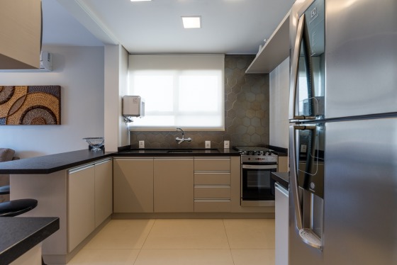 Apartamento de solteiro. Projeto de design de interiores realizado em parceria com a arquiteta Eveli Balen Forcelini.