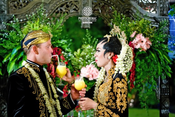 Courtesy: Arista & Mathew, Gazebo Garden Resto Yogyakarta