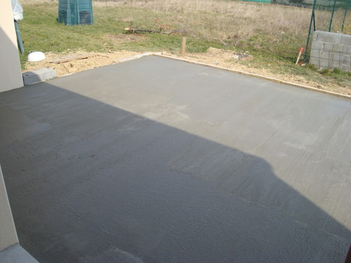 coulage et finition d'une dalle.