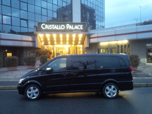 Servizi Trasferimenti da e per Aeroporti, Hotel, Stazioni ecc.