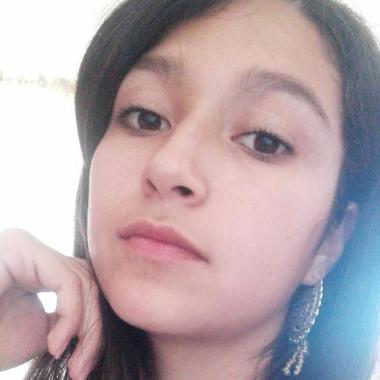 Niñera, Promotora, Garzona