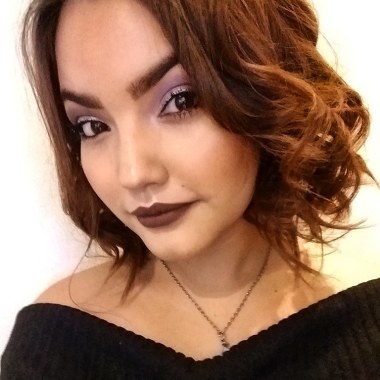 Hydrazurescens.Makeup