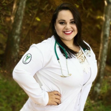 Kellen Larissa - Fisioterapeuta