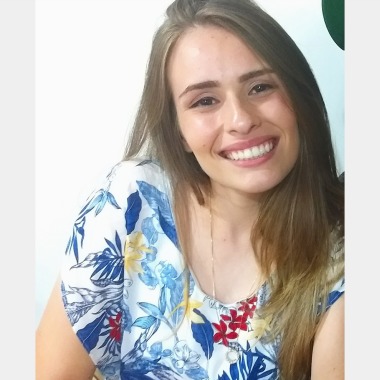 Serviço De Babá Formada Em Pedagogia