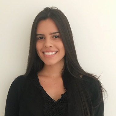 Victória Castro