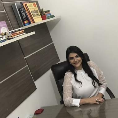 Nathalia Toledo  Psicoterapia & Coaching