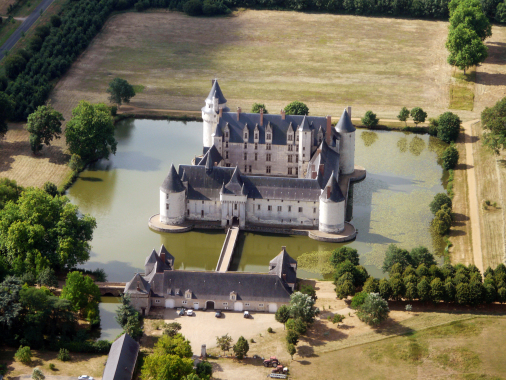Château Du Plessis-Bourré