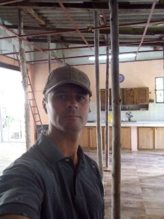 Levantando techo para colocar Cerchas