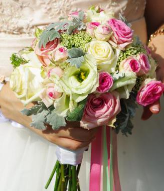 bouquet de mariée romantique
prix moyen: 45€