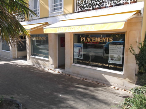 Le cabinet M2A Assurances & Patrimoine au 47, avenue Lamartine à Arcachon (33).

Accueil client du lundi au vendredi de 10h à 13h et de 14h à 17h.

Standard téléphonique du lundi au vendredi de 10h à 13h.