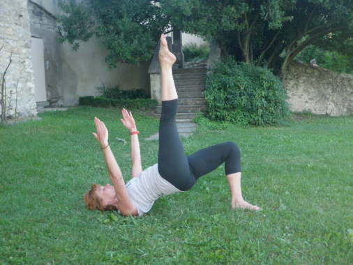 Pilates : SHOULDER BRIDGE