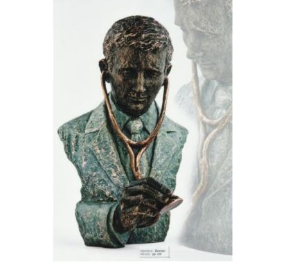 Escultura Doctor-Médico, una obra arte en cerámica de fabricación española. Tamaño: 29 cm.