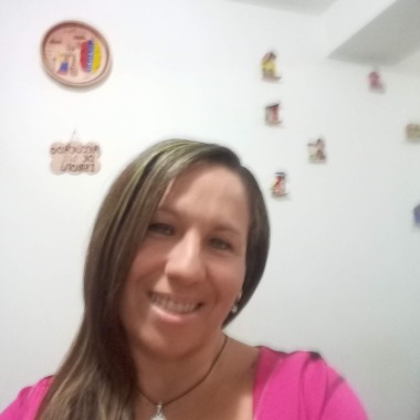 Busco Empleo De Asistente De Guarderia