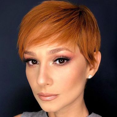 Deborah Vidjinsky - Makeup Professional.