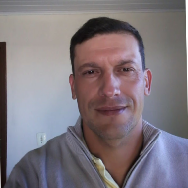 Anderson Bandeira *information hidden*