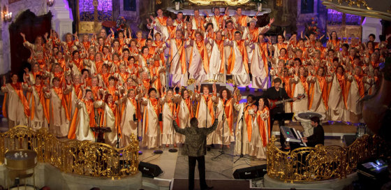 Volker Dymel & Big Joyful Gospel Choir