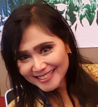 Prom makeup Mba Irma