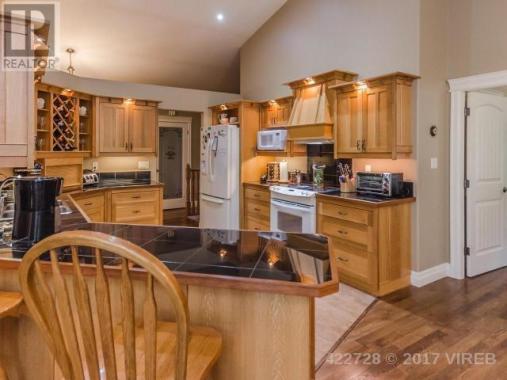 Showhome kitchen Qualicm Beach